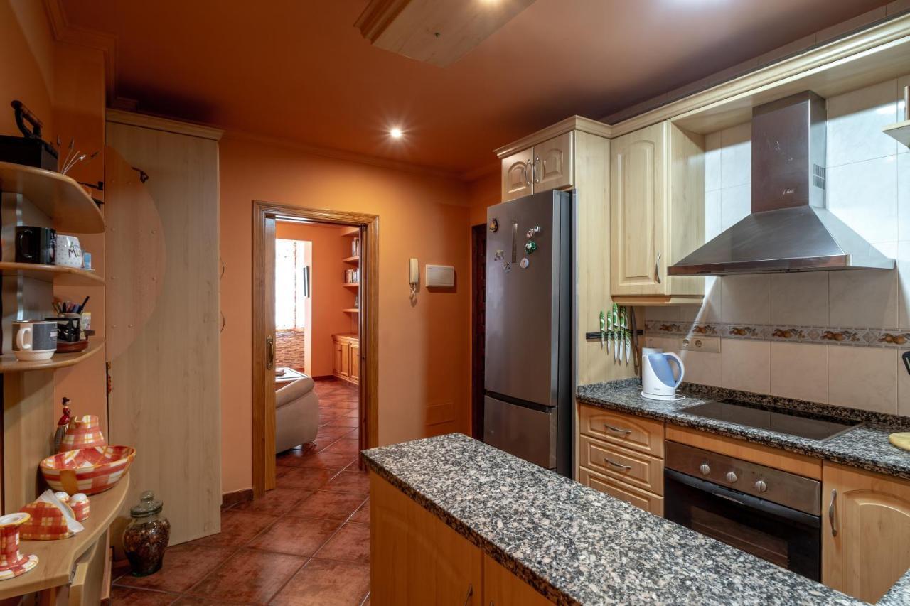 Appartement Piso céntrico 1 min de la playa con terraza y BBQ à Fuengirola Extérieur photo